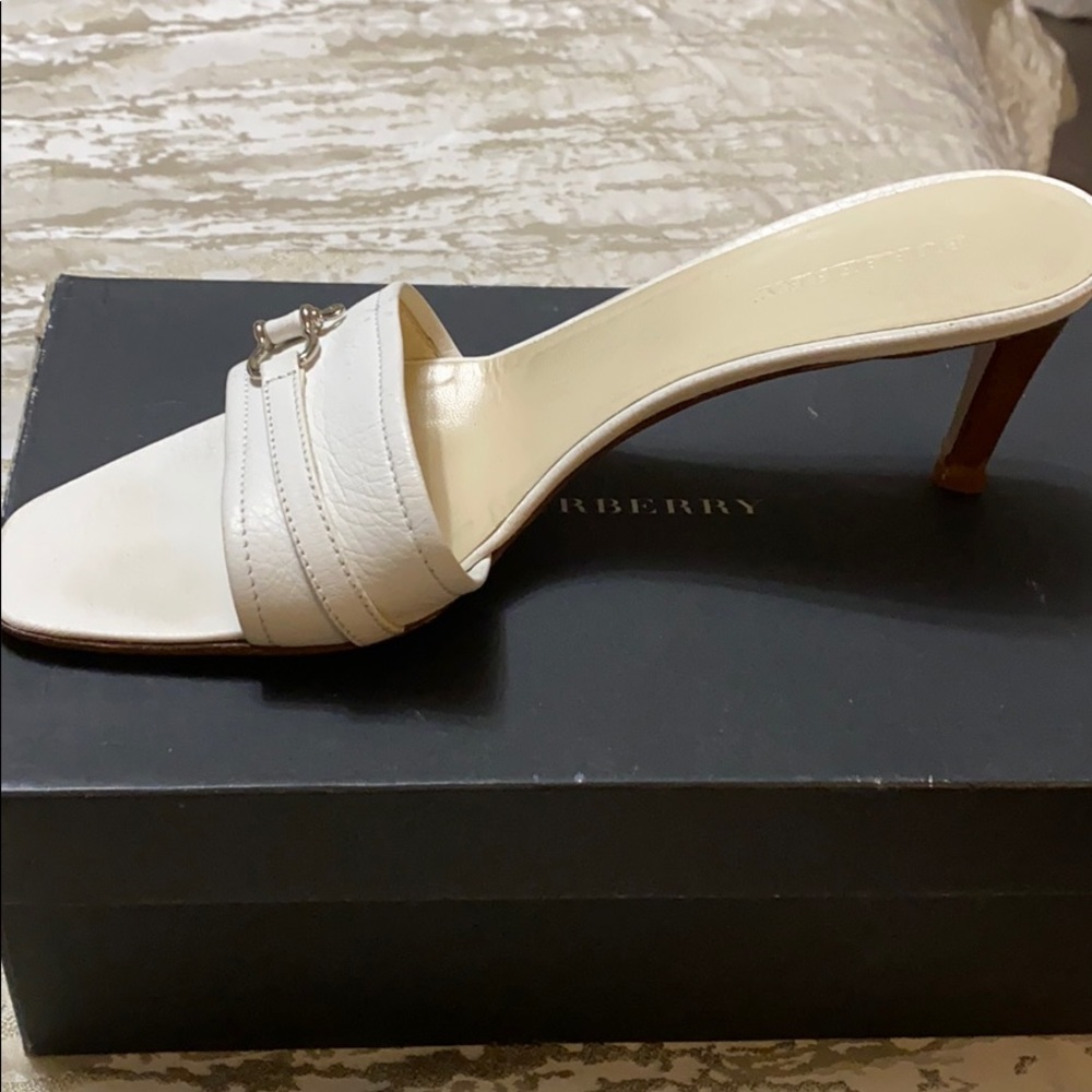 Burberry Heel sandals - Picture 2 of 9